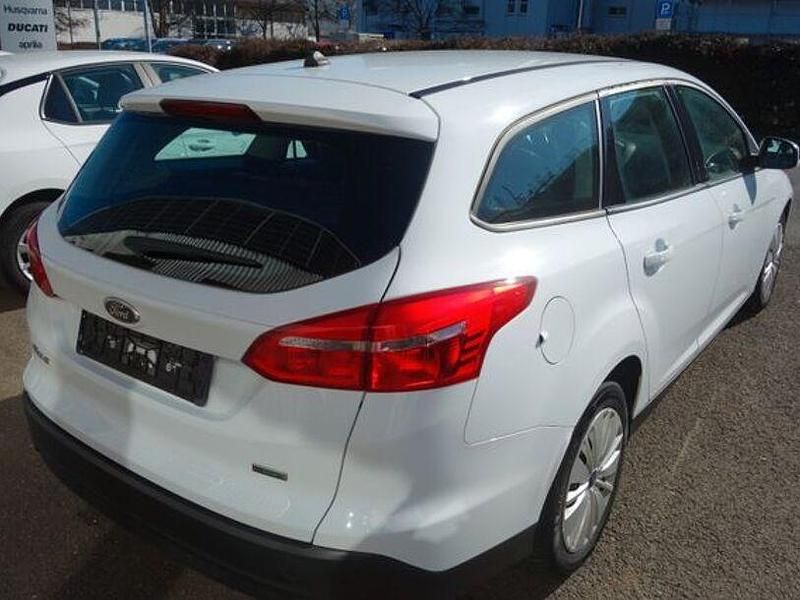 Gebraucht Ford Focus Business Edition 107 PS (78 kW) 2017 Frostweiß Kombi