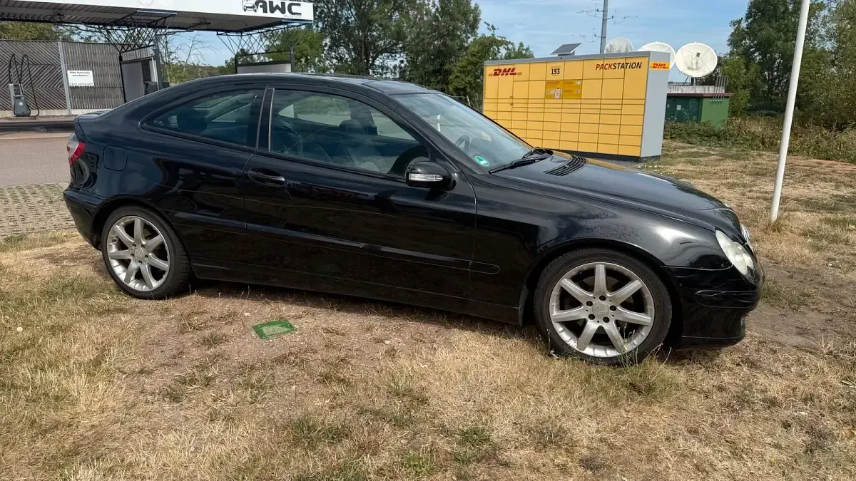 Gebraucht Mercedes C230 192 PS (141 kW) 2005 Schwarz Coupé