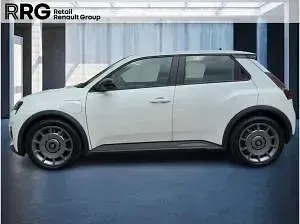 Gebraucht Renault R5 89 kW (122 PS) 2025 Weiß (perlmuttweiß (weiß)) Kleinwagen