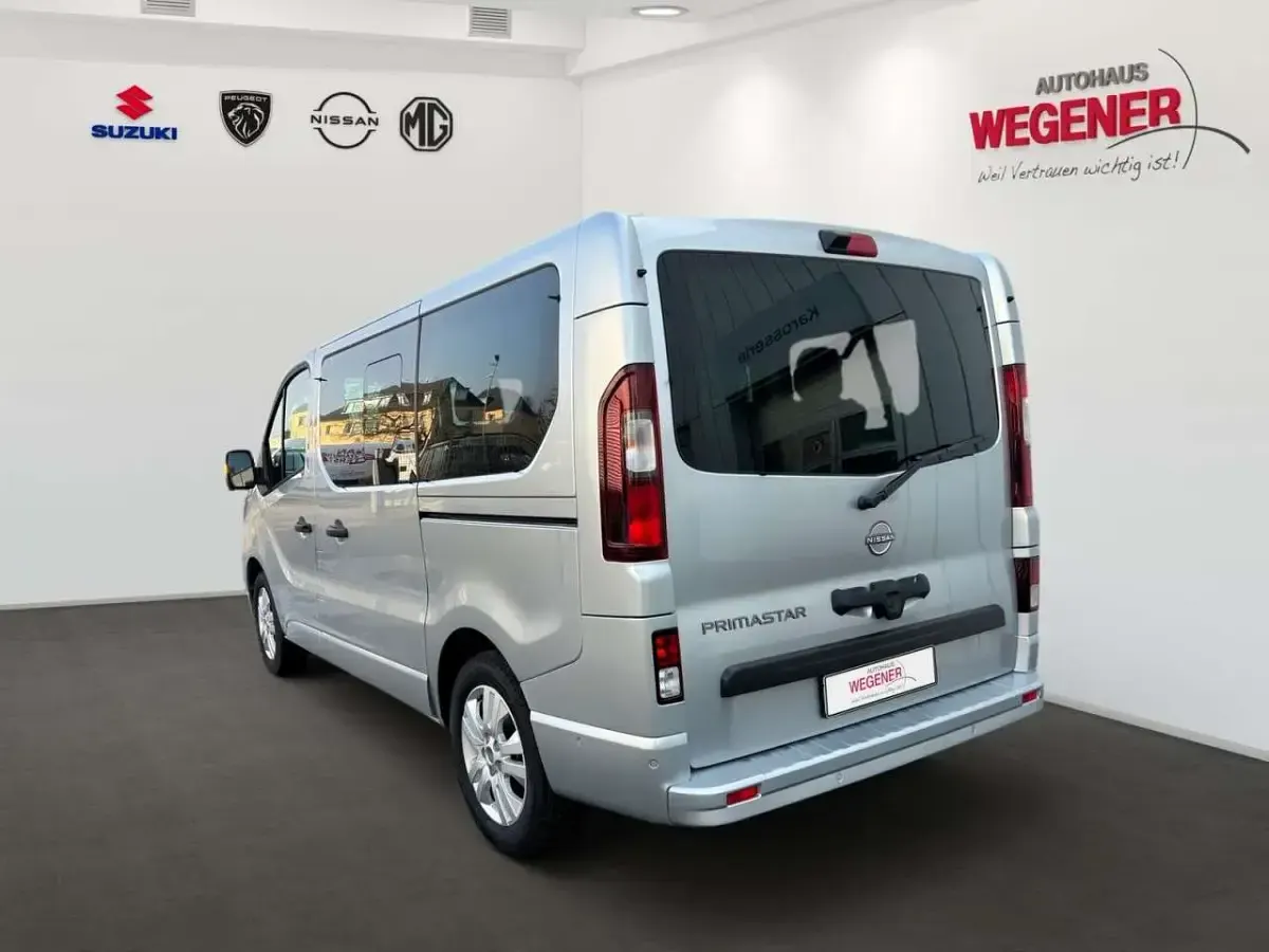 Gebraucht Nissan Primastar Tekna 150 PS (110 kW) 2024 Highlands grey Van / Kleinbus