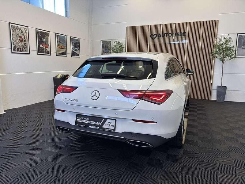 Gebraucht Mercedes CLA200 163 PS (119 kW) 2020 Polarweiss Kombi