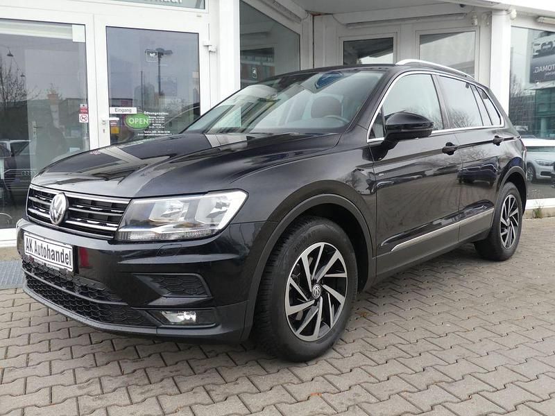 Schwarz Gebraucht 2019 VW Tiguan Join SUV | 21.490 € (Guter Preis) - Bild 1/4