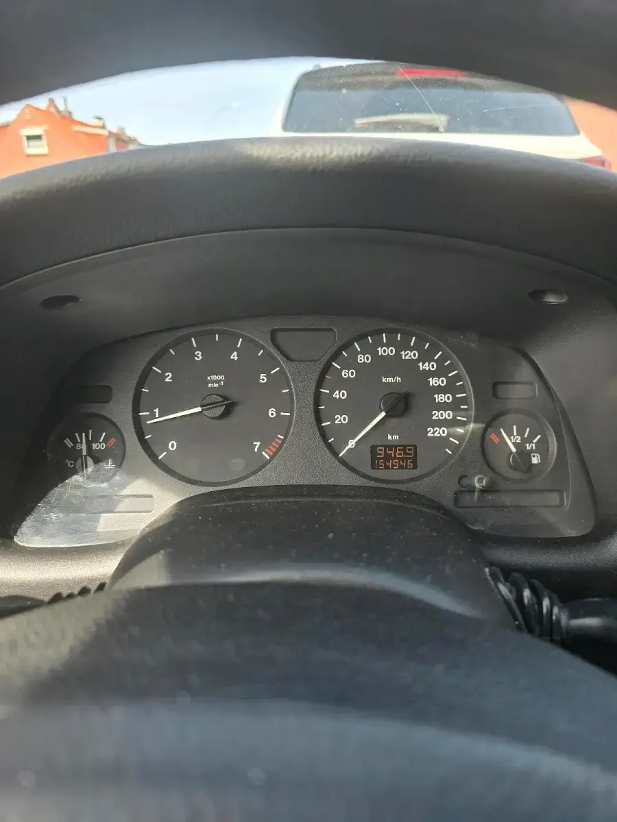 Gebraucht Opel Astra 101 PS (74 kW) 2000 Grau Limousine