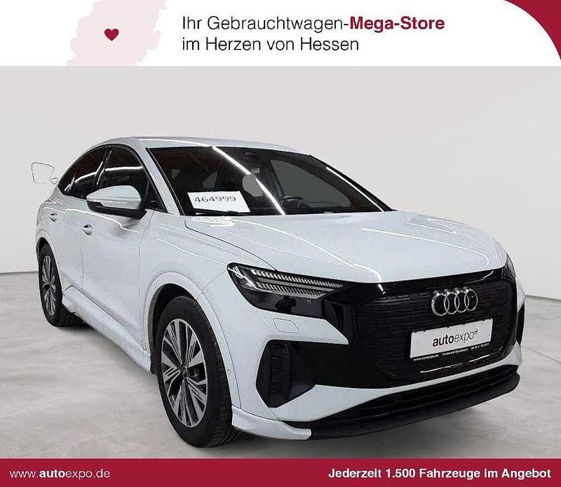 Weiß Gebraucht 2022 Audi Q4 Sportback e-tron Sport SUV | 30.689 € (Guter Preis) - Bild 1/4