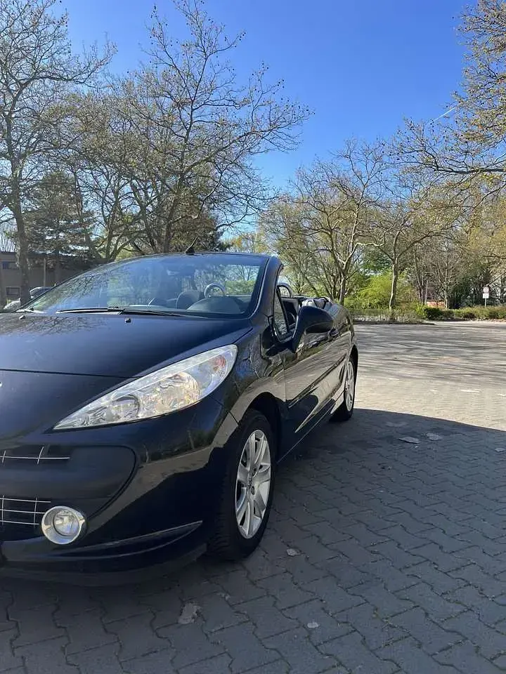 Gebraucht Peugeot 207 CC Filou 120 PS (88 kW) 2009 Schwarz Cabrio