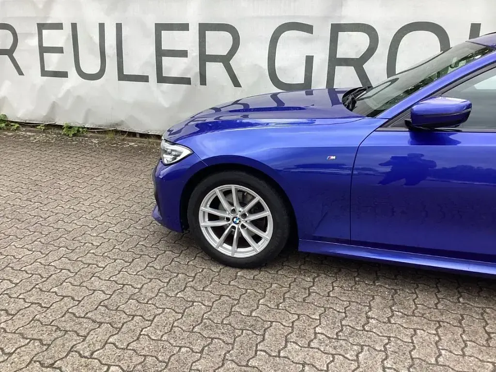 Gebraucht BMW 320 Performance 190 PS (139 kW) 2021 Blau Limousine