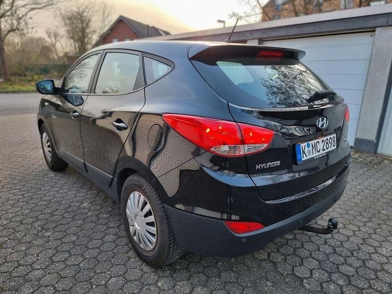 Gebraucht Hyundai ix35 Finale 135 PS (99 kW) 2015 Schwarz SUV