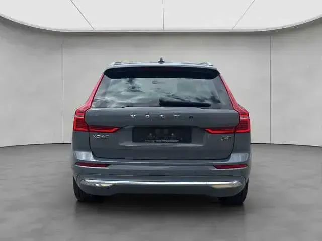 Gebraucht Volvo XC60 145 PS (106 kW) 2023 SUV