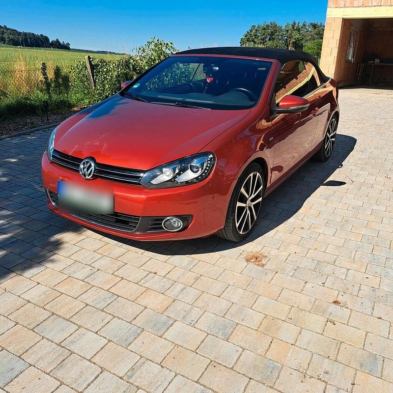 Gebraucht VW Golf Cabriolet Cup 105 PS (77 kW) 2014 Rot Cabrio