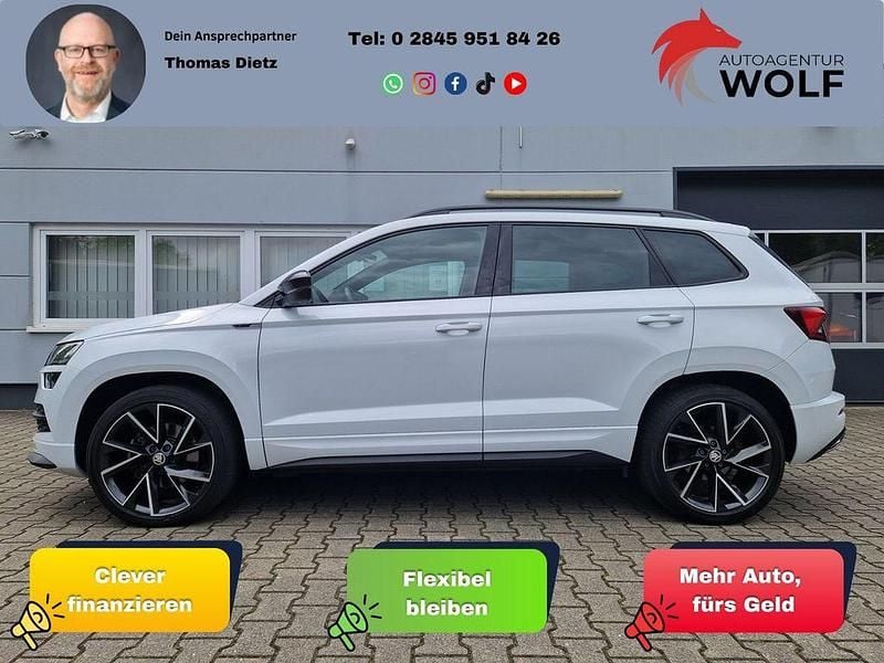 Weiß Gebraucht 2022 Skoda Karoq SportLine SUV | 26.452 € (Fairer Preis) - Bild 1/4