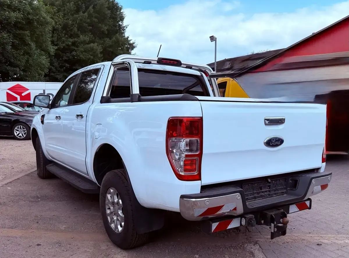 Gebraucht Ford Ranger 170 PS (125 kW) 2020 Weiß Pickup