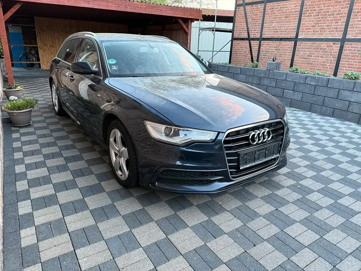 Gebraucht Audi A6 230 PS (169 kW) 2014 Blau Kombi