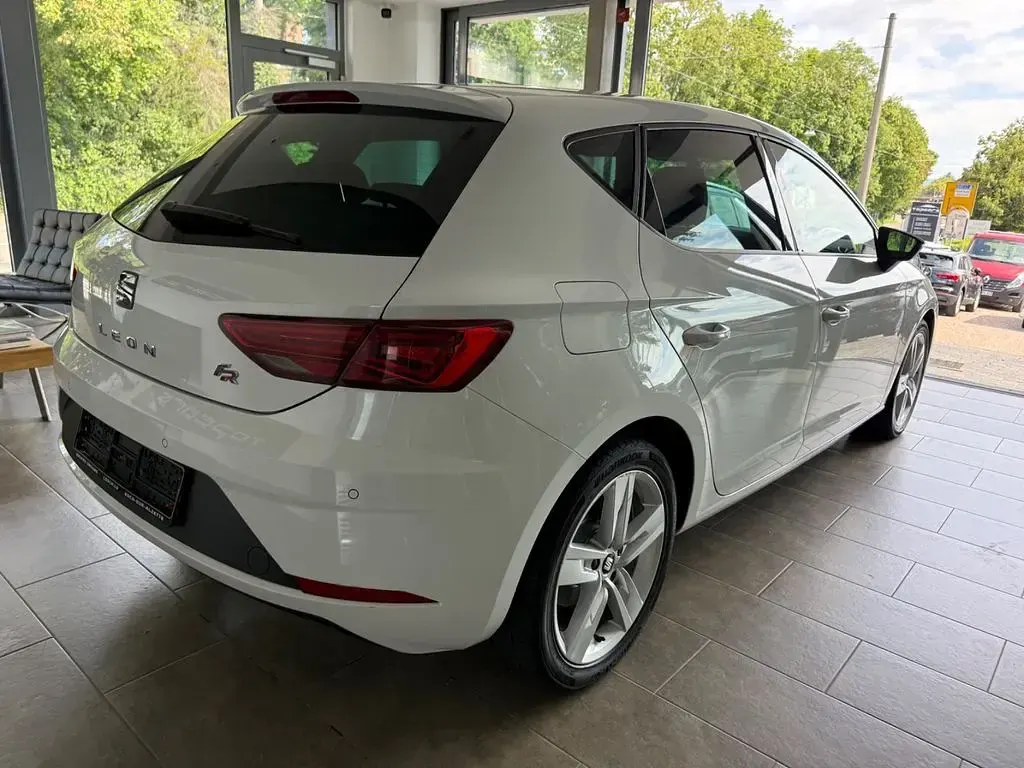 Gebraucht Seat Leon FR Sport 150 PS (110 kW) 2018 Weiß Limousine