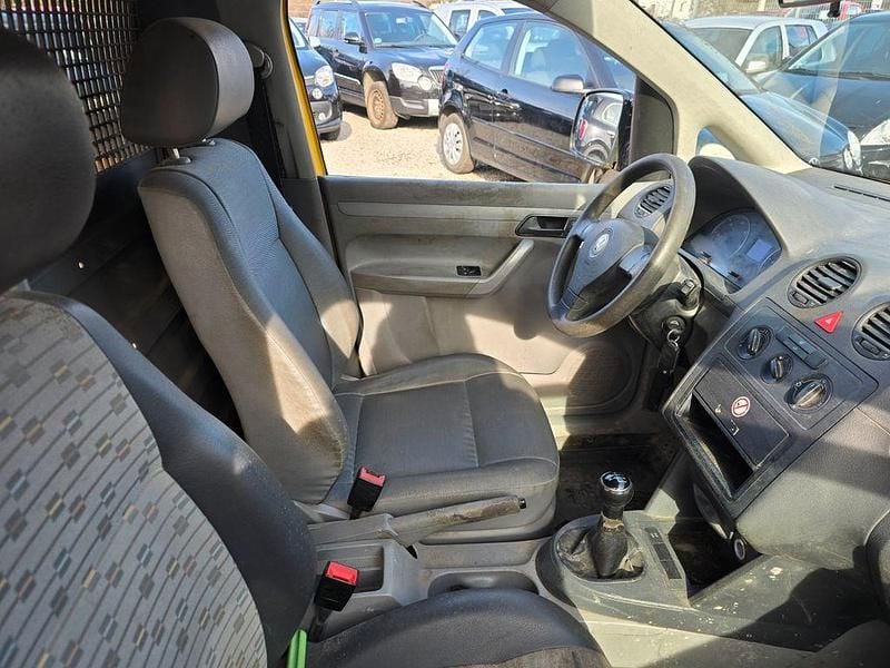 Gebraucht VW Caddy 69 PS (50 kW) 2008 Gelb Van / Kleinbus