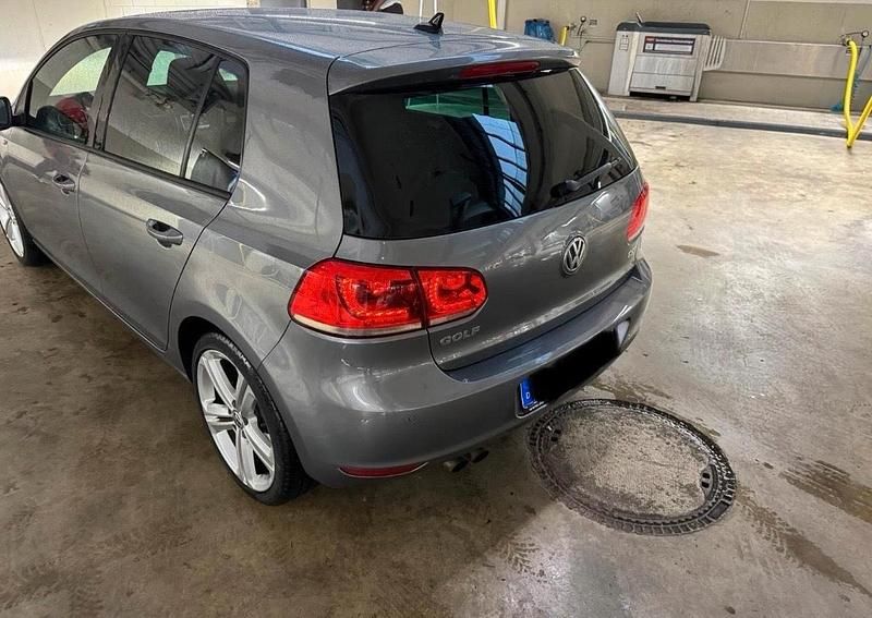 Gebraucht VW Golf VI R-line 122 PS (89 kW) 2012 Grau Kleinwagen