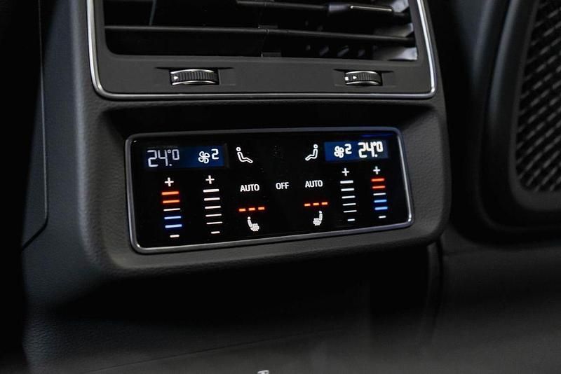 Neu Audi Q8 S-Line 330 PS (242 kW) 2026 Daytonagrau perleffekt SUV