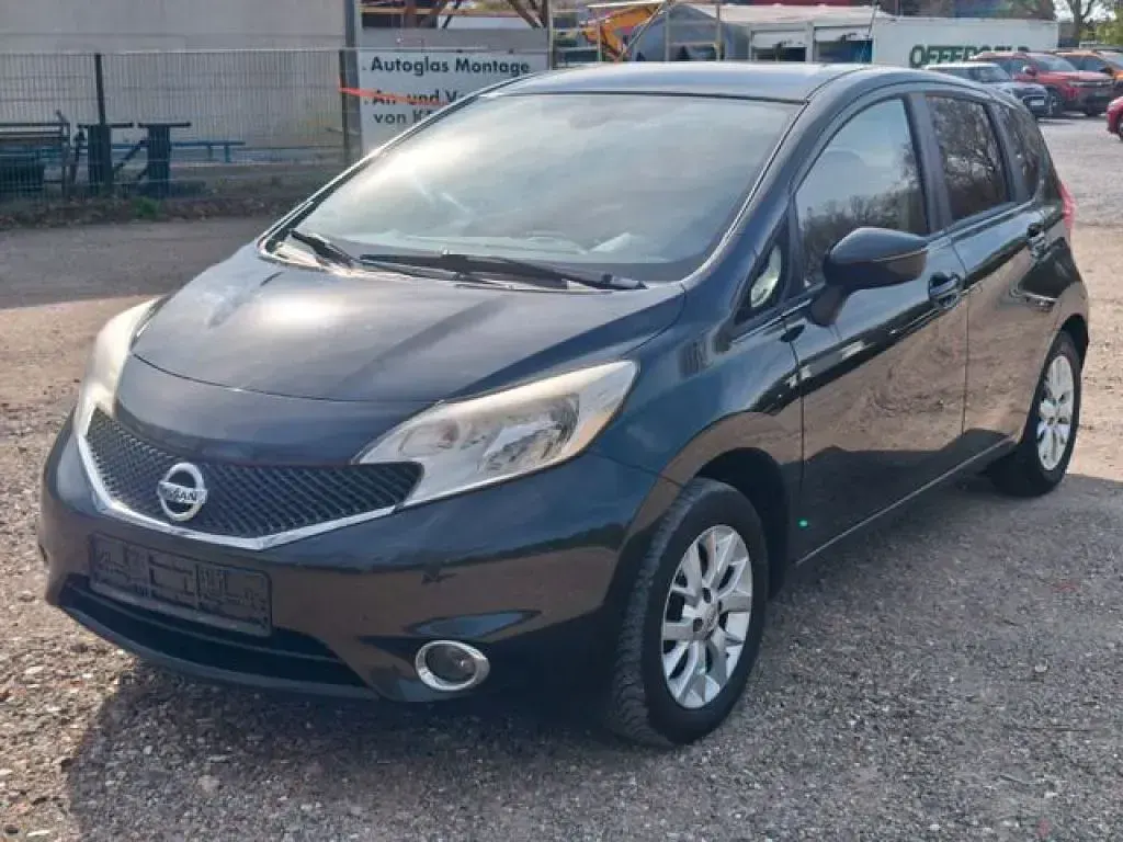 Usata Nissan Note Acenta+ 80 CV (58 kW) 2015 Nero Utilitaria