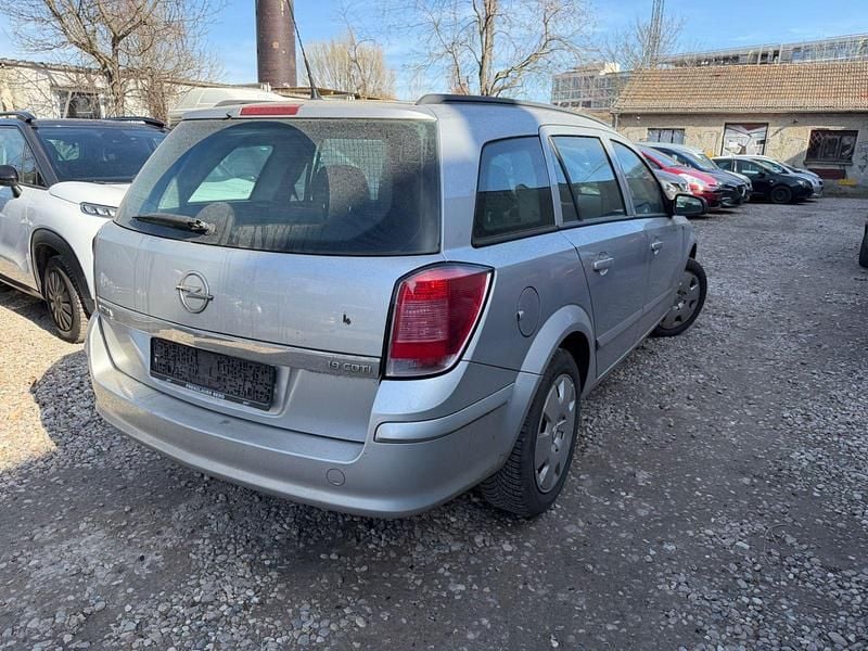 Gebraucht Opel Astra Edition 101 PS (74 kW) 2006 Silber Kombi