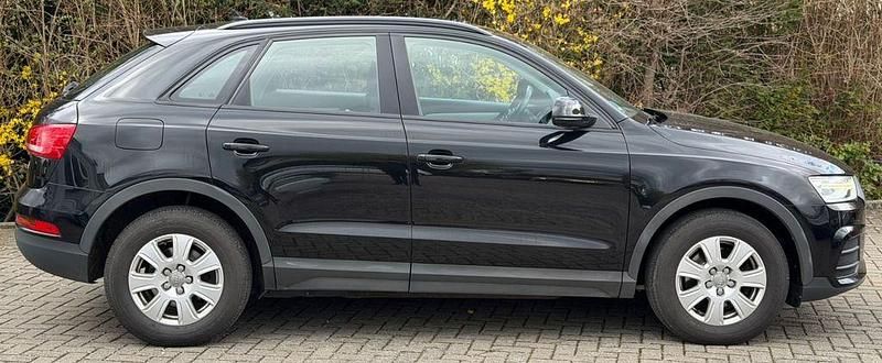 Gebraucht Audi Q3 Ambiente 150 PS (110 kW) 2015 Schwarz SUV