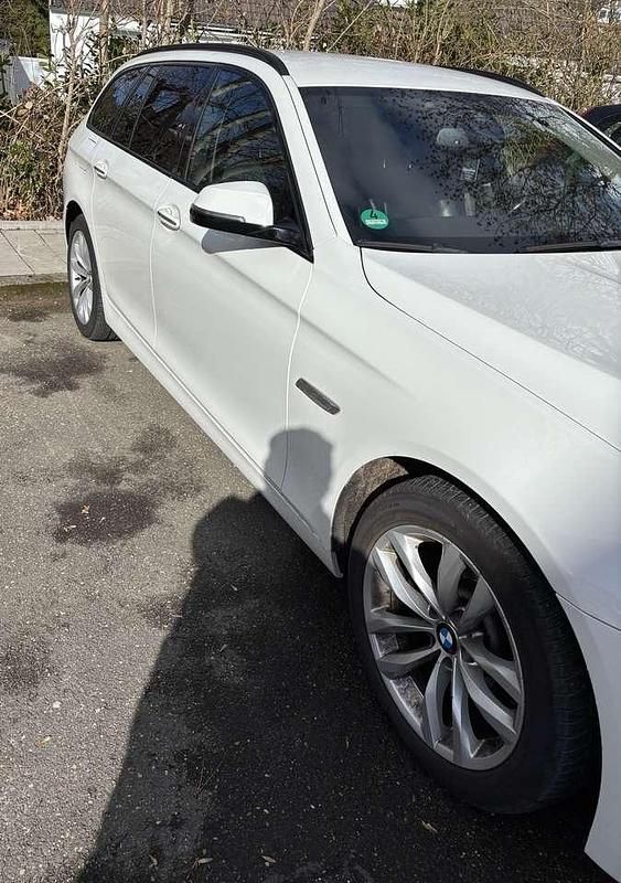 Gebraucht BMW 520 Luxury Line 190 PS (139 kW) 2016 Kombi