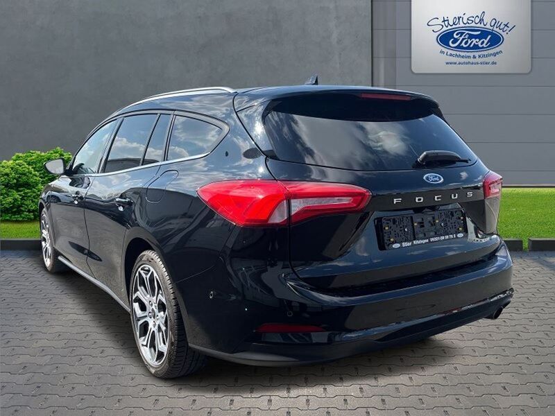 Gebraucht Ford Focus Titanium 125 PS (91 kW) 2019 Iridiumschwarz metallic Kombi