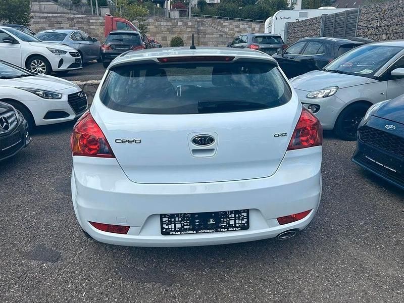 Gebraucht Kia ProCeed Vision 116 PS (85 kW) 2012 Weiß Kleinwagen