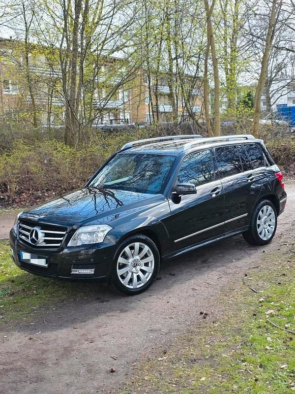 Gebraucht Mercedes GLK200 143 PS (105 kW) 2012 Schwarz SUV
