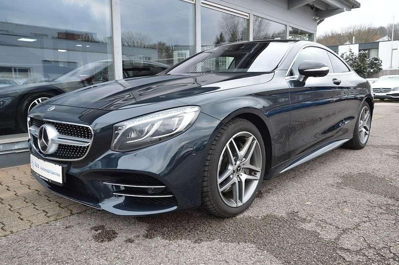 Blauanthrazit Gebraucht 2018 Mercedes 560 AMG Coupé | 61.990 € (Fairer Preis) - Bild 1/4