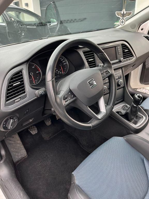 Gebraucht Seat Leon I-Tech 105 PS (77 kW) 2014 Weiß Limousine