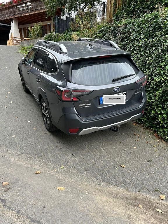 Gebraucht Subaru Outback Platinum 169 PS (124 kW) 2022 Grau Kombi