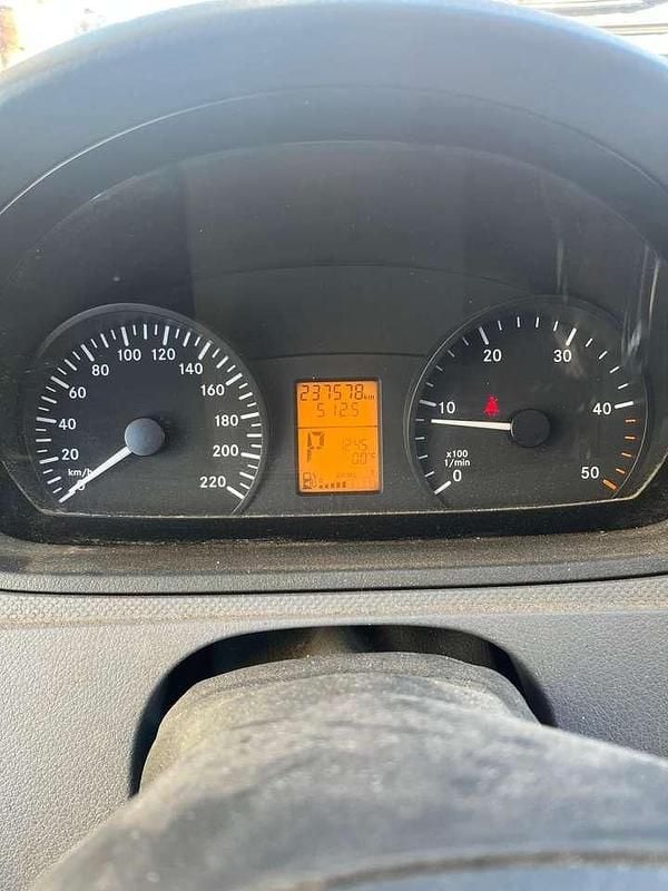 Second-hand Mercedes Vito 109 CP (80 kW) 2008 Alb Van