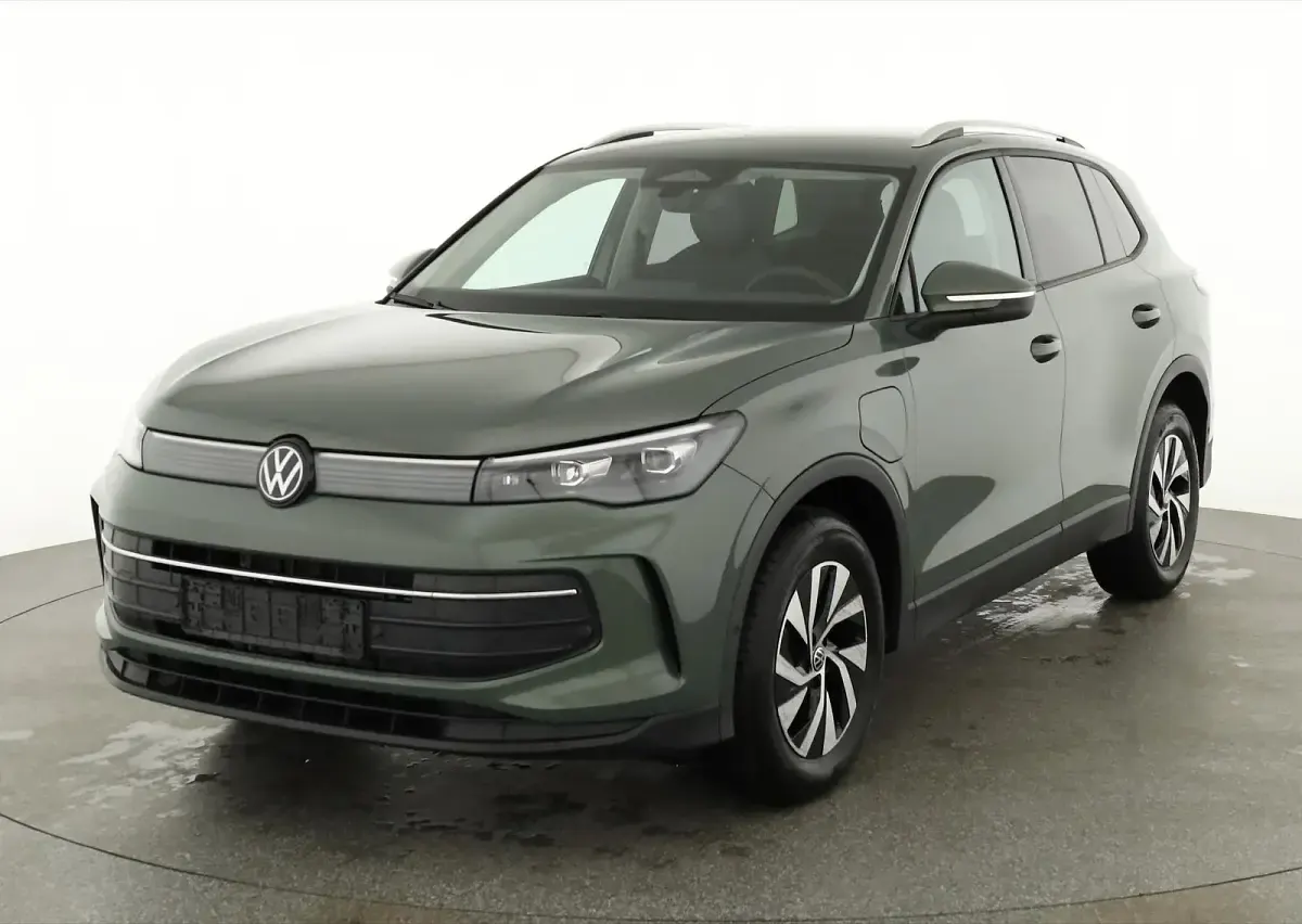 Gebraucht VW Tiguan Life 204 PS (150 kW) 2025 SUV