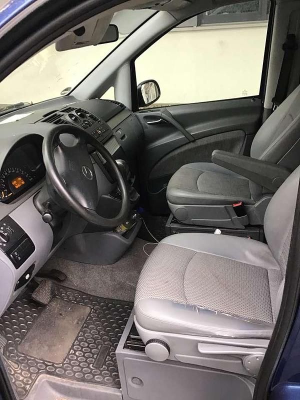 Gebraucht Mercedes Viano 150 PS (110 kW) 2005 Blau Van / Kleinbus