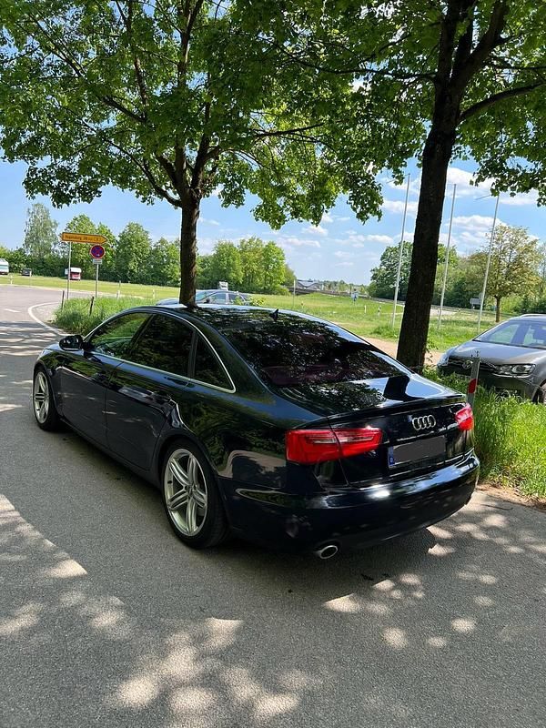 Gebraucht Audi A6 245 PS (180 kW) 2011 Blau Limousine