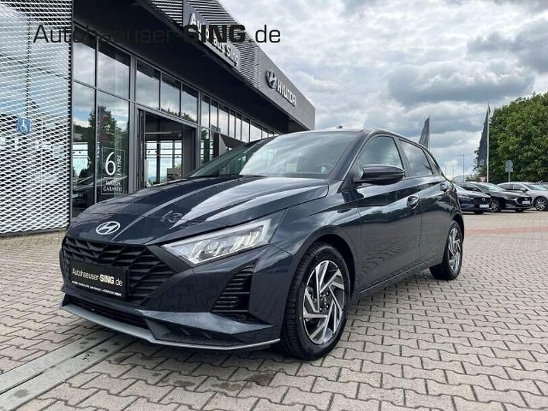 Aurora grey Neu 2025 Hyundai i20 Kleinwagen | 17.990 € (Guter Preis) - Bild 1/4