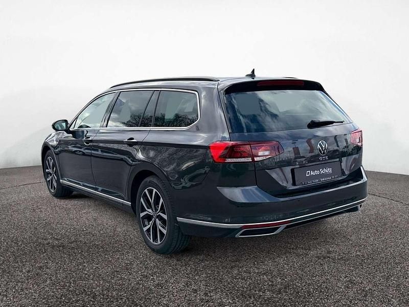 Gebraucht VW Passat GTE 218 PS (160 kW) 2022 Grau Kombi