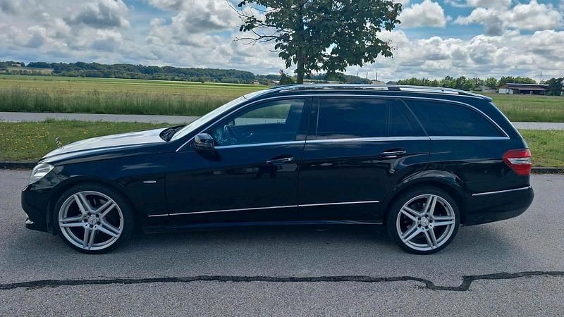Gebraucht 2009 Mercedes E250 Kombi | 8.250 € (Fairer Preis) - Bild 1/4