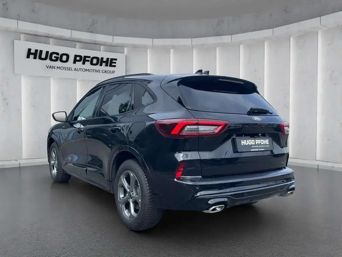 Gebraucht Ford Kuga ST-Line 186 PS (136 kW) 2025 Agate black metallic SUV