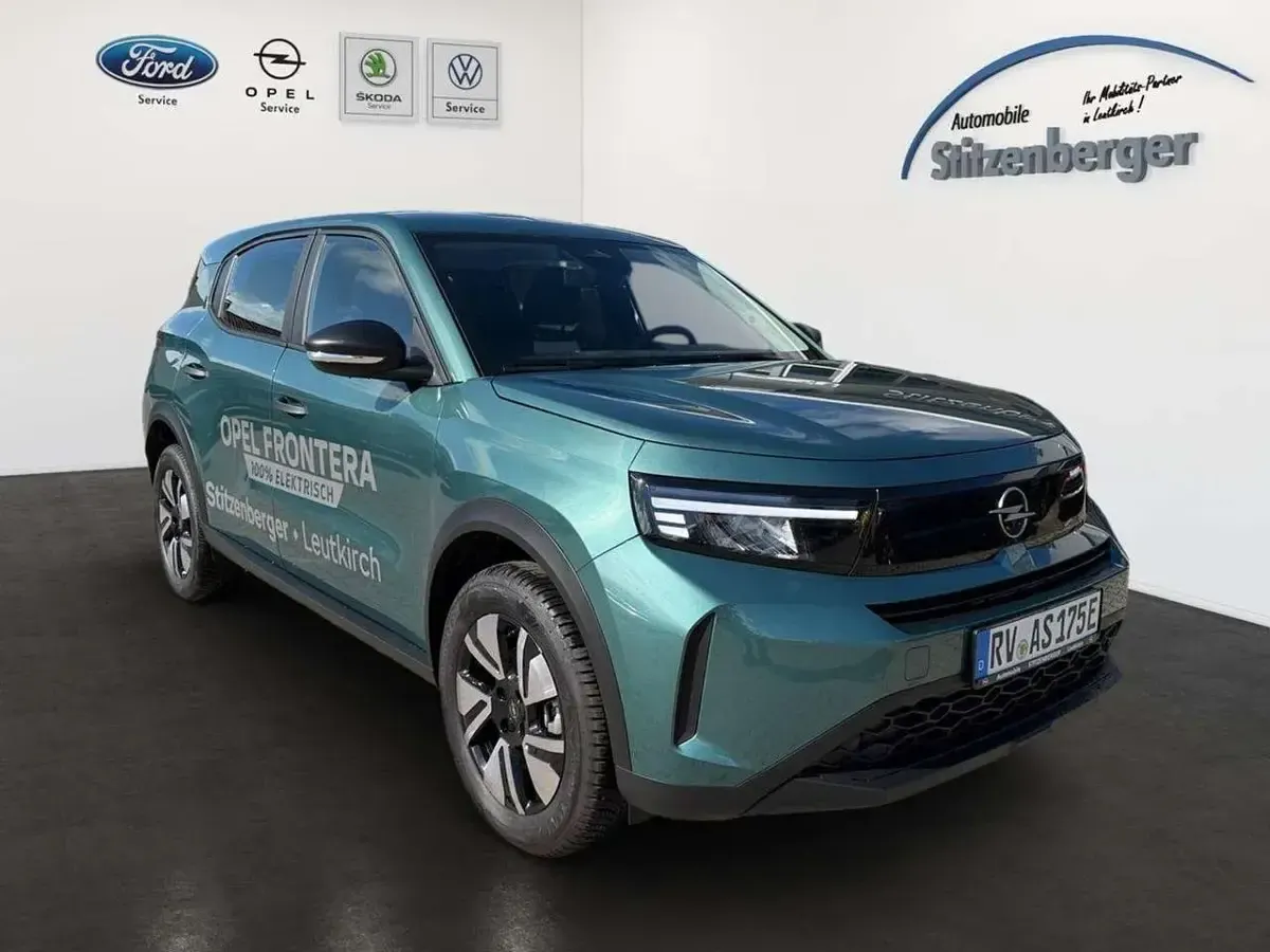 Neu Opel Frontera Edition 83 kW (113 PS) 2026 Khaki grün metallic SUV