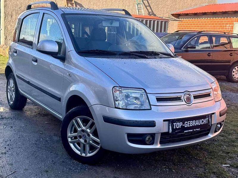 Gebraucht Fiat Panda 60 PS (44 kW) 2010 Silber Kleinwagen