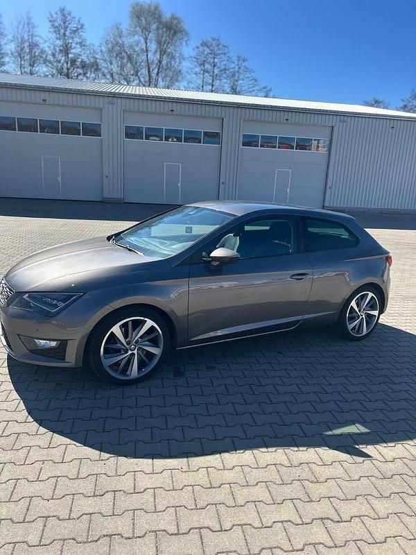 Gebraucht Seat Leon SC FR 180 PS (132 kW) 2015 Grau Kleinwagen