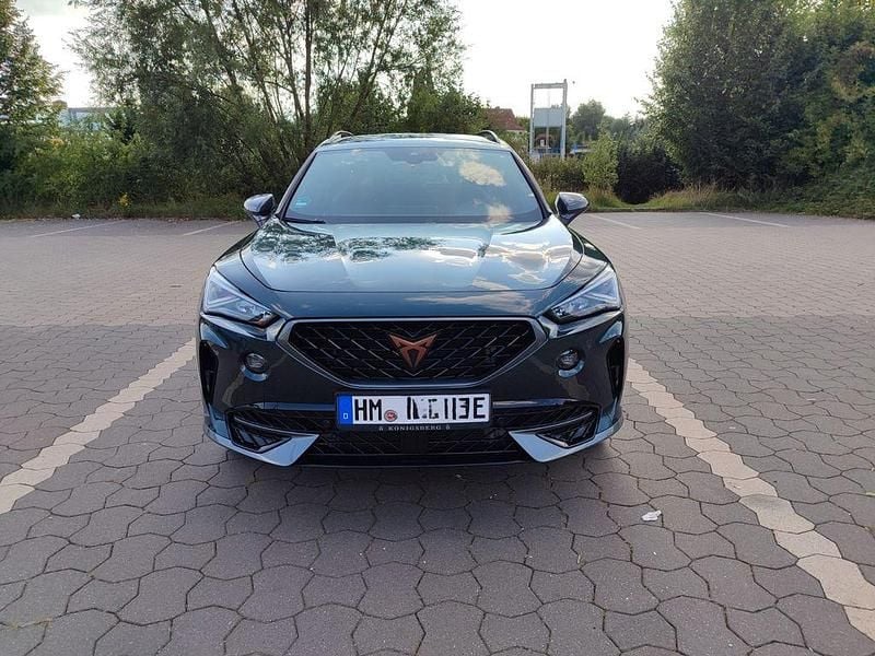 Grün Gebraucht 2021 Cupra Formentor VZ1 SUV | 26.150 € (Guter Preis) - Bild 1/4