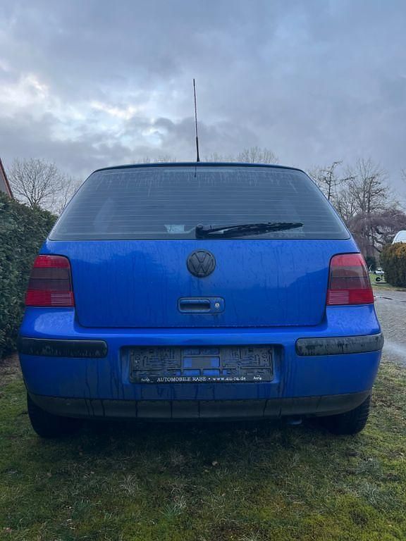 Gebraucht VW Golf III 60 PS (44 kW) 1998 Blau Limousine
