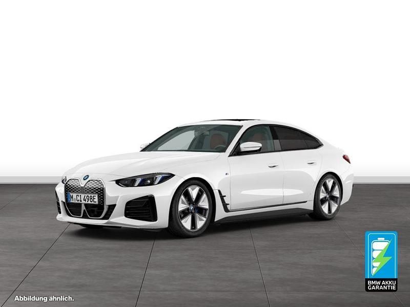 Weiß Gebraucht 2025 BMW i4 M Sport Limousine | 51.210 € (Guter Preis) - Bild 1/3