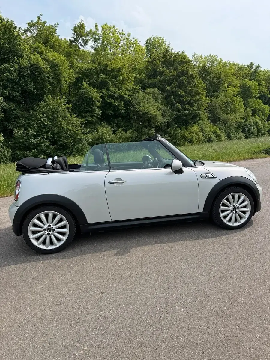 Gebraucht Mini Cooper SD Cabriolet 143 PS (105 kW) 2012 Silber Cabrio