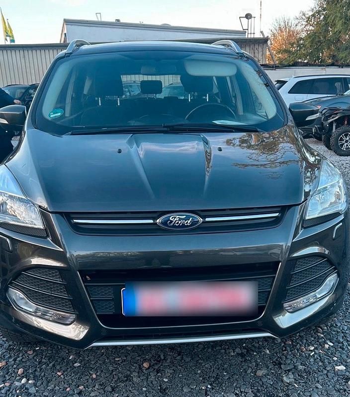 Gebraucht Ford Kuga SYNC Edition 150 PS (110 kW) 2015 Grau SUV