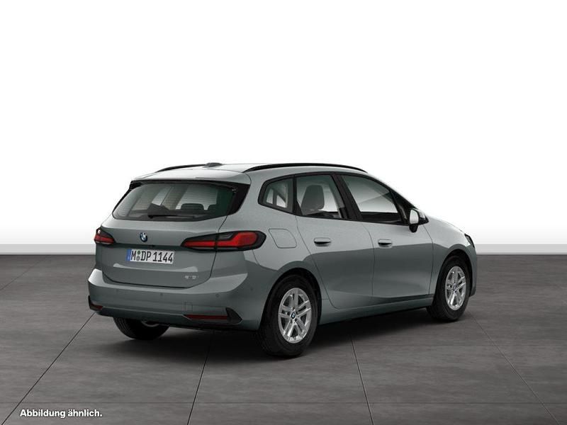 Grau Gebraucht 2024 BMW 216 Active Tourer Van / Kleinbus | 29.952 € (Etwas zu teuer) - Bild 1/2