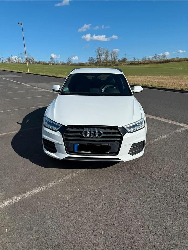 Gebraucht Audi Q3 S-Line 150 PS (110 kW) 2015 Weiß SUV