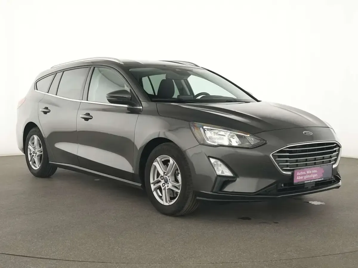 Gebraucht Ford Focus Cool & Connect 120 PS (88 kW) 2021 Magnetic grau Kombi