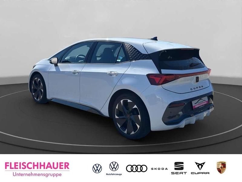 Gebraucht Cupra Born e-Boost 169 kW (231 PS) 2024 Weiss Kleinwagen